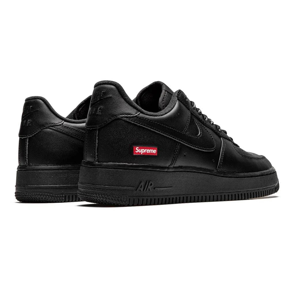 Nike Air Force 1 Low Supreme Black