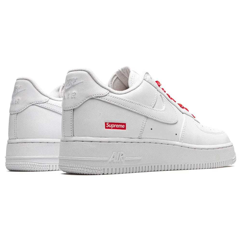 Nike Air Force 1 Low Supreme White